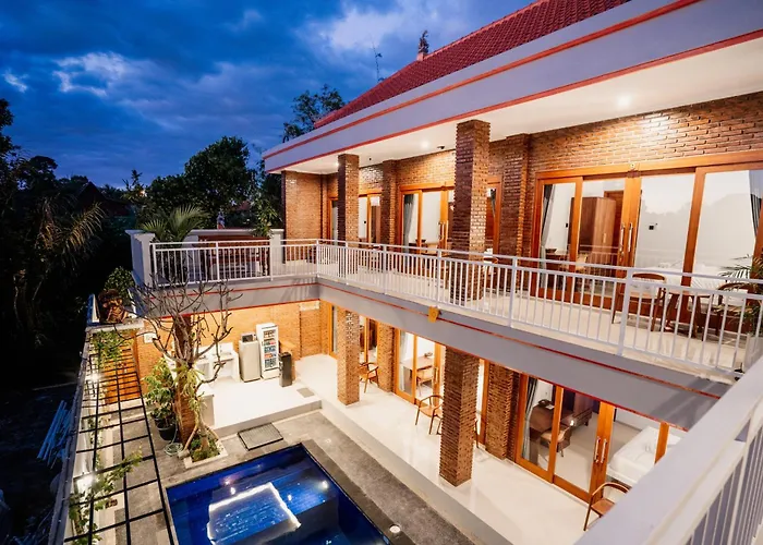 Yogi Guest house 4*